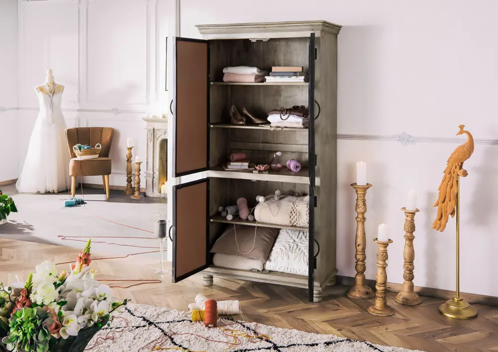 Massivmoebel24 Schrank HERMITAGE, Mango grau lackiert 3