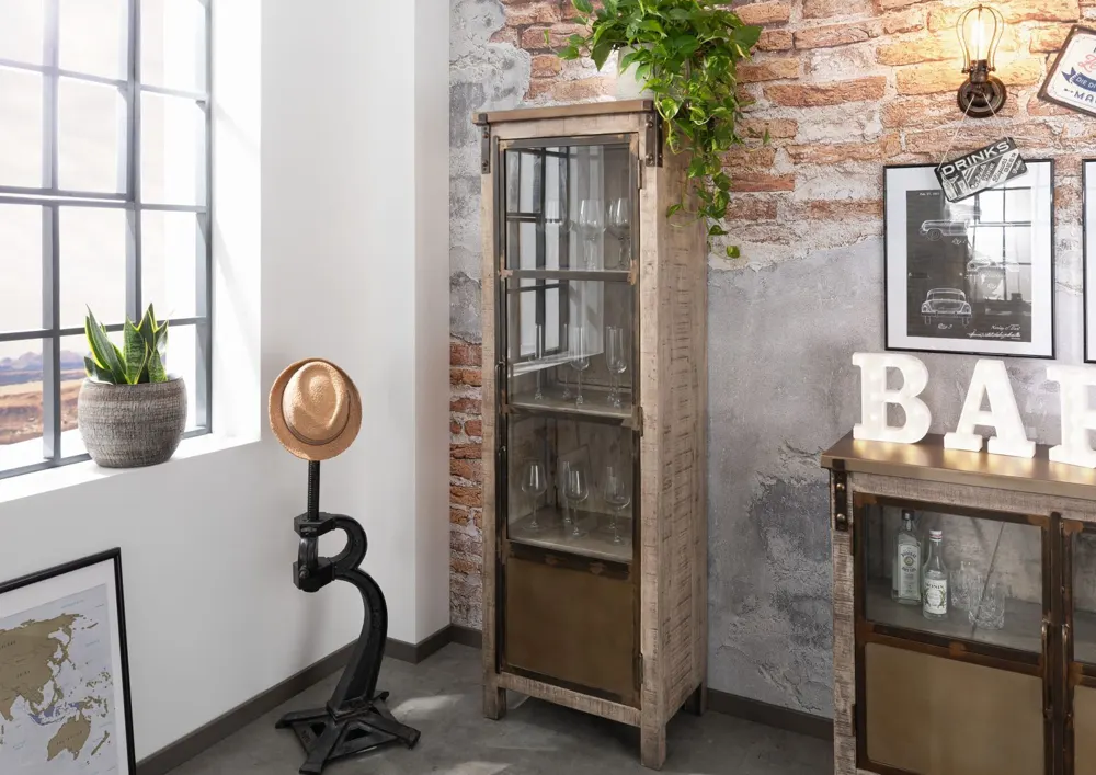 Massivmoebel24 Vitrine HEAVY INDUSTRY, Mango braun lackiert